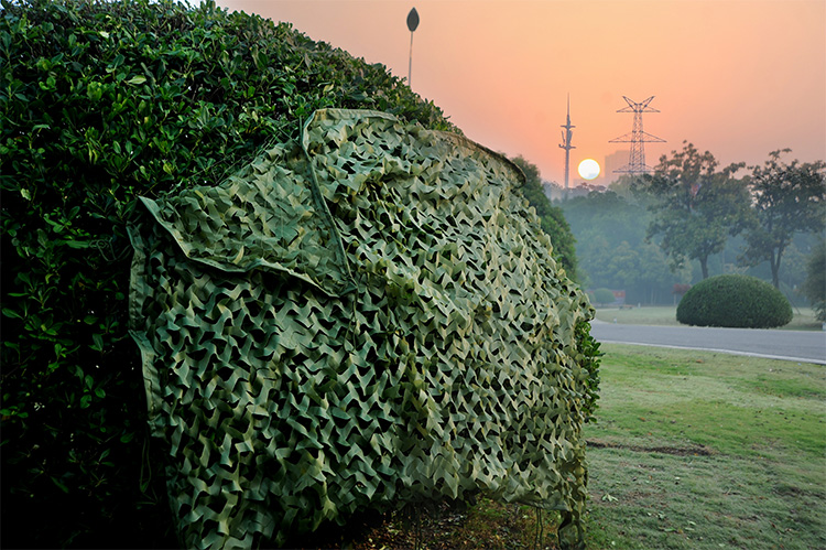 應(yīng)該如何鑒別普通偽裝網(wǎng)的優(yōu)劣？